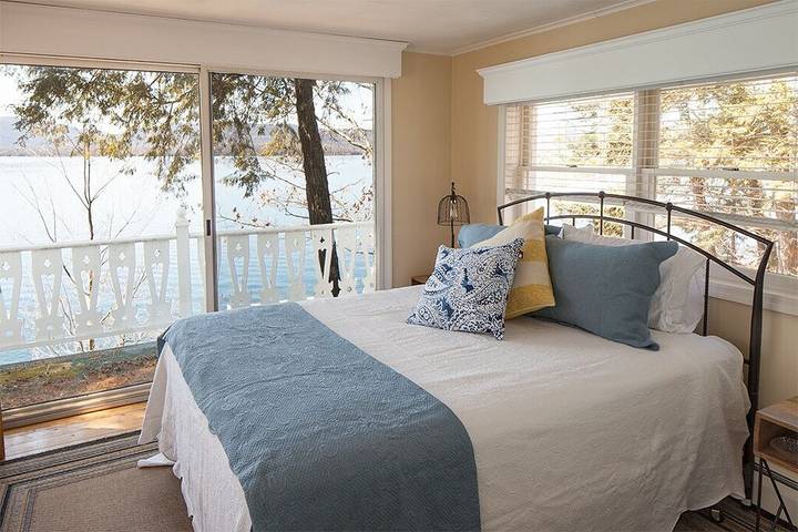 Holiday rental for 20 people, with sauna and garden in Lake George