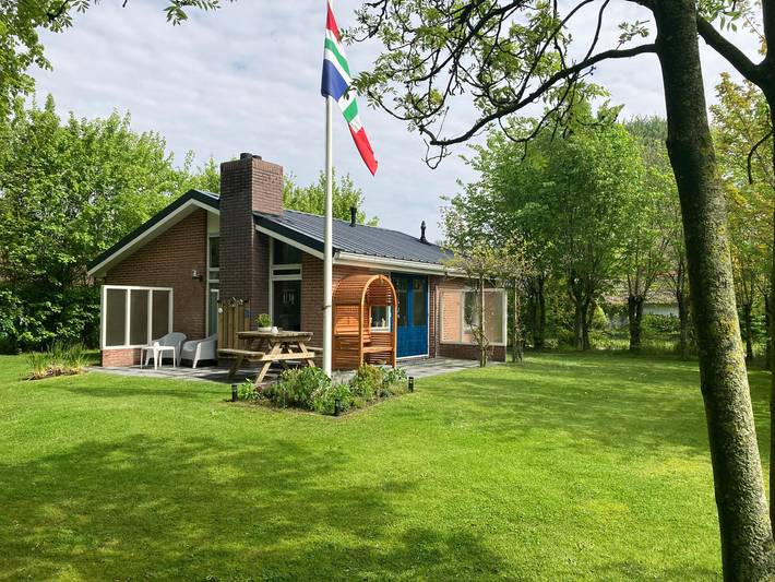 Ferienhaus für 5 Personen, mit Terrasse und Garten in Lauwersmeer