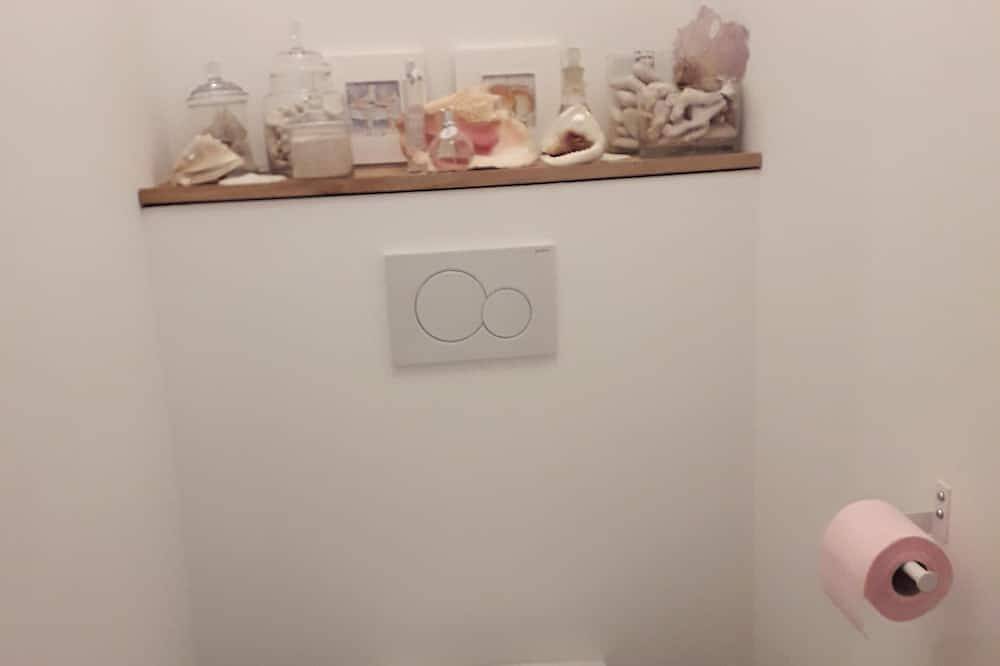 Nueva casa en un nivel con patio interior cerrado a la privacidad in Lancieux, Región de Dinan