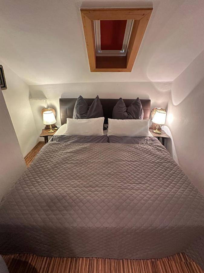 Ferienwohnung für 6 Personen, mit Balkon und Terrasse sowie Sauna und Seeblick in St. Gilgen - 2