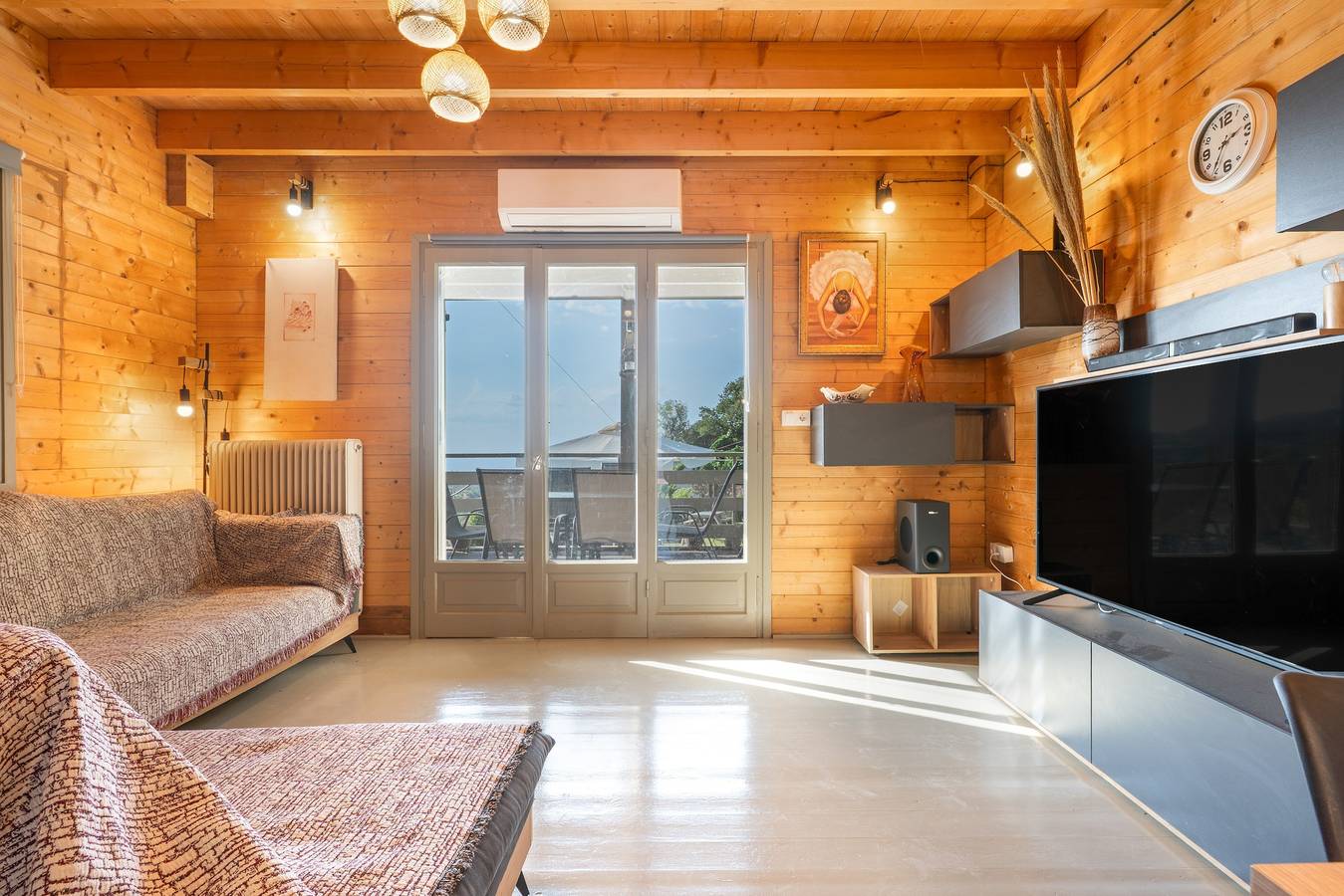 Villa de Madeira: Sea View Retreat with Wi-Fi, Air Conditioning, Private Pool & Jacuzzi in Alfa, Rethymno region