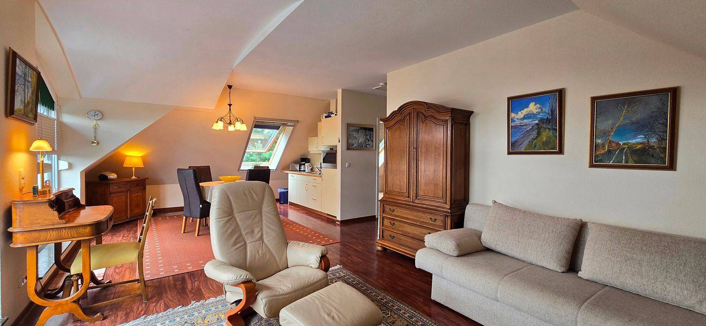 Apartamento entero, 2-Zimmer-Fewo im Dachgeschoss für 2 Personen in Graal-Müritz, Rostock y sus alrededores