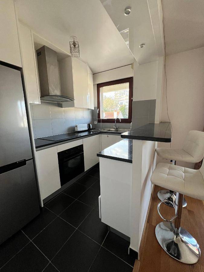 Gîte pour 3 personnes, avec vue et balcon à Sèvres