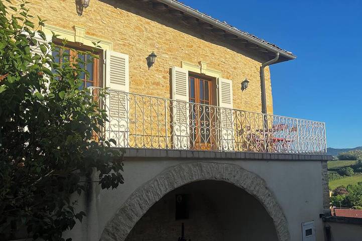 Gîte pour 4 personnes à Pouilly-le-Monial