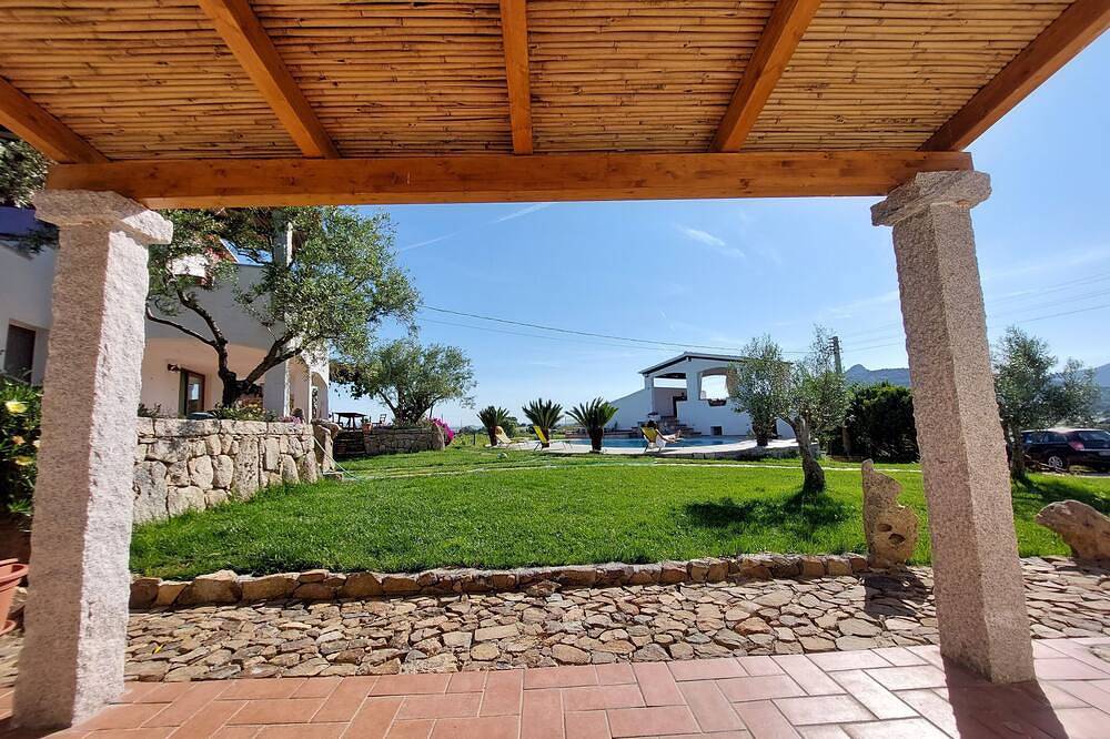 Agriturismo Domo de Resteblas - Appartamento Carignano in Berchidda, Olbia-Tempio