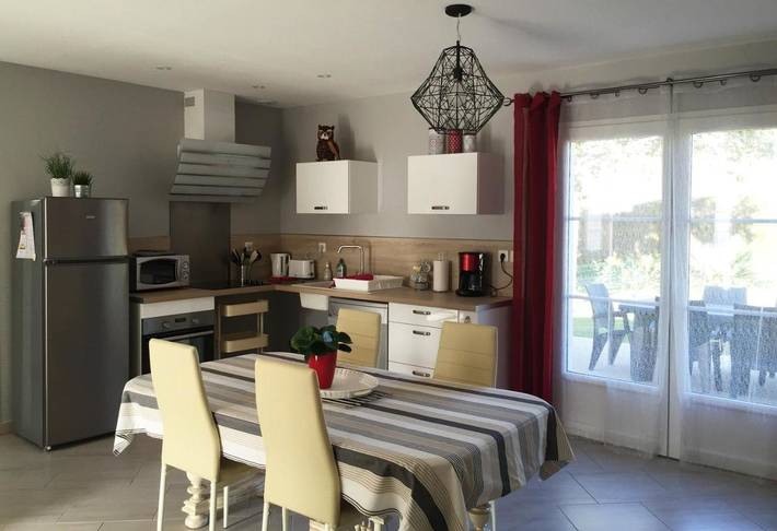 Location de vacances pour 6 personnes, avec vue et jardin à Seigy - 4