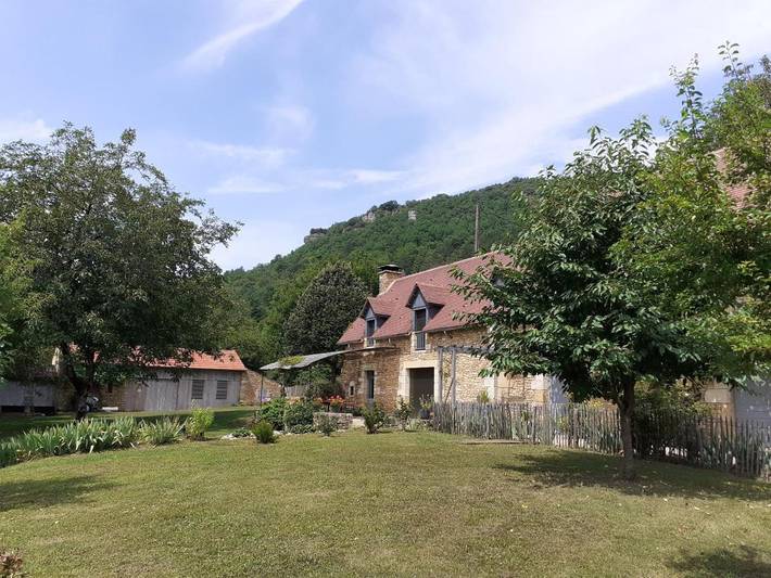 Location de vacances pour 6 personnes, avec piscine ainsi que jardin et vue à Saint-Vincent-de-Cosse - 3