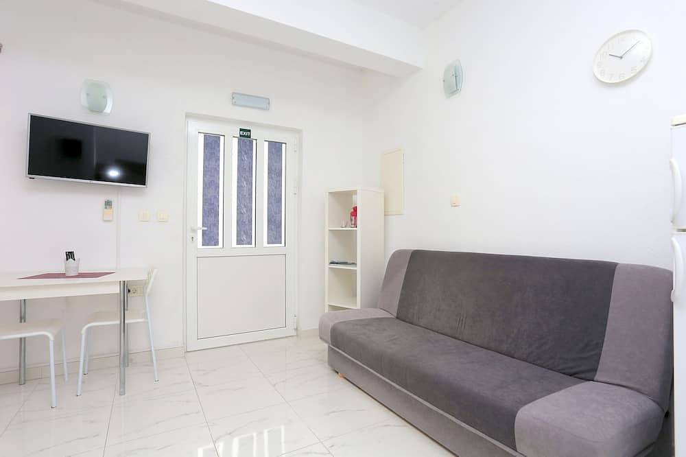 Ganze Wohnung, Studio Appartement mit Terrasse und Meerblick Podgora, Makarska (As-21817-b) in Podgora, Makarska Riviera