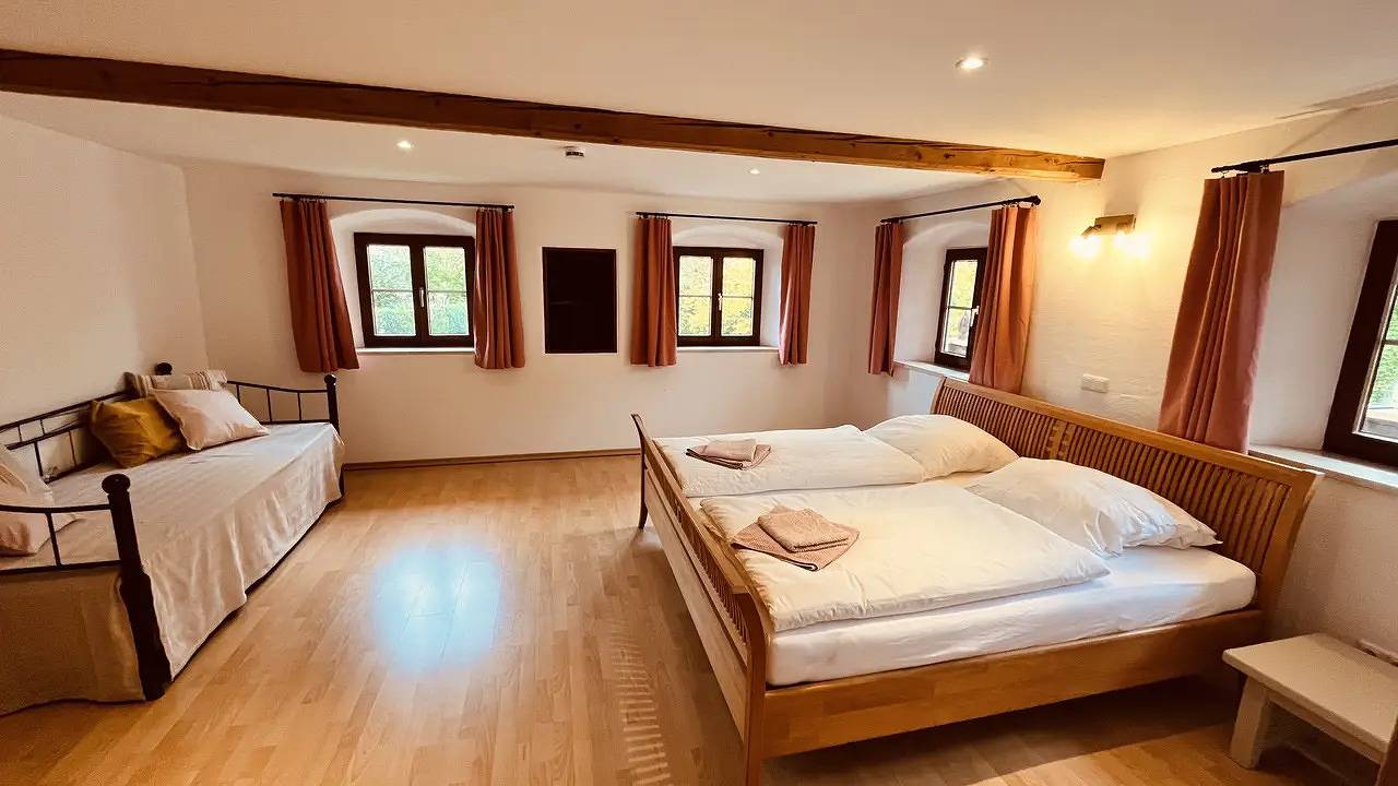 Ganze Ferienwohnung, Ferienwohnung für 8 Personen (180 m²) in Brannenburg in Wendelstein, Brannenburg