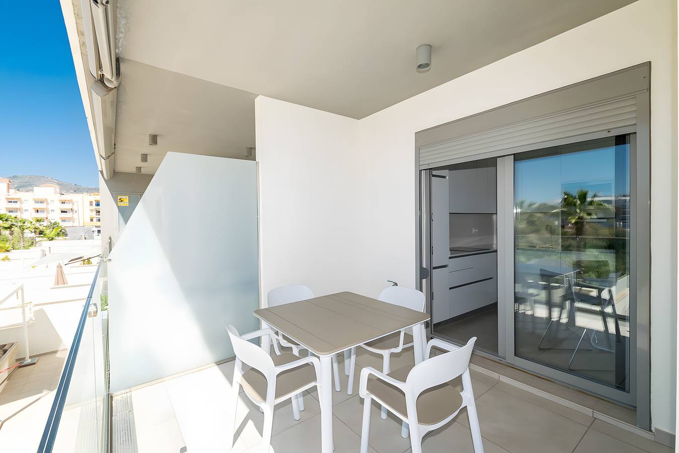 Hel leilighet, Apartment 'Panorama Beach' with Sea View, Wi-Fi and Air Conditioning in Torrox Costa, Torrox