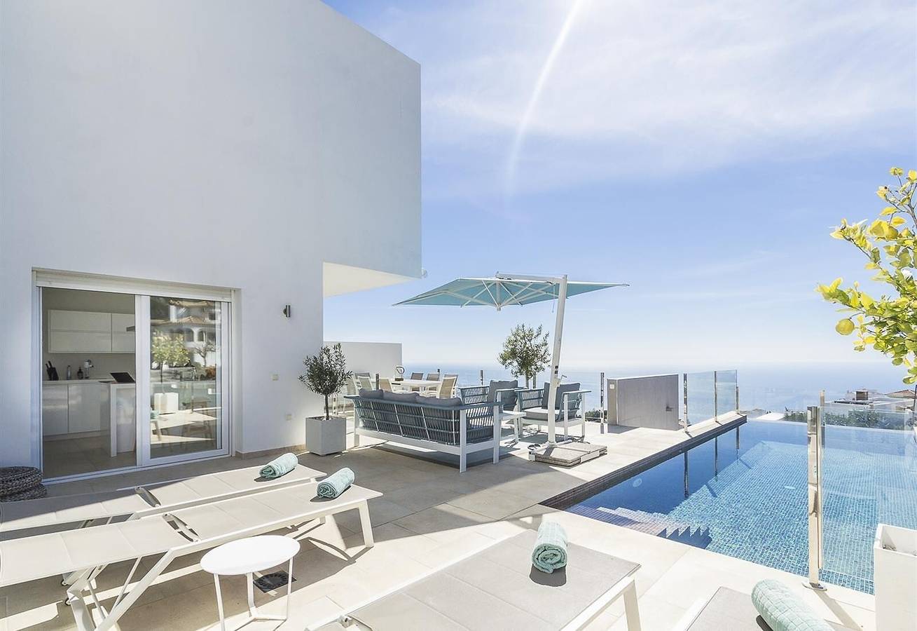 Villa voor 8 Personen in Monte de los Almendros, Salobreña