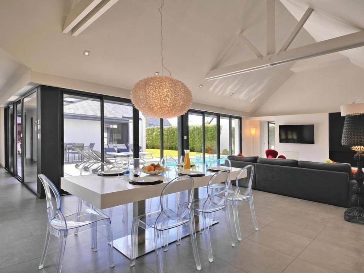 Three-Bedroom Villa in Arzon, Côte des Mégalithes