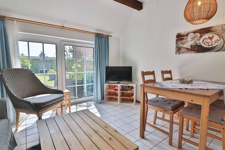 Ganze Wohnung, Friesenhof - Wohnung B (Weener) in Weener, Landkreis Leer