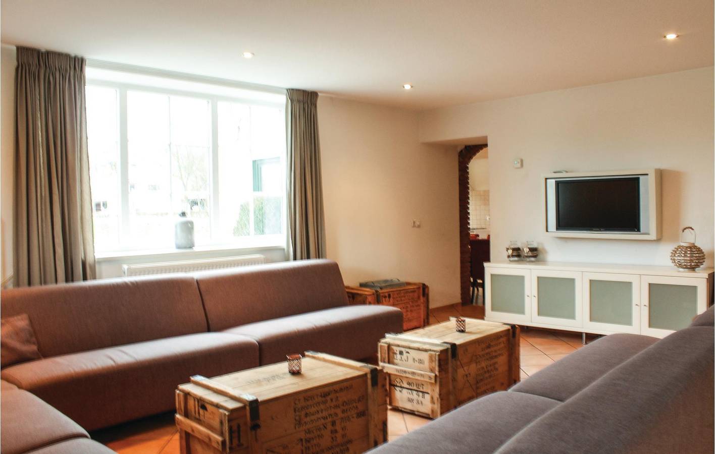Geheel vakantieappartement, Vakantieappartement voor 12 personen met zwembad in Simpelveld, Parkstad Limburg