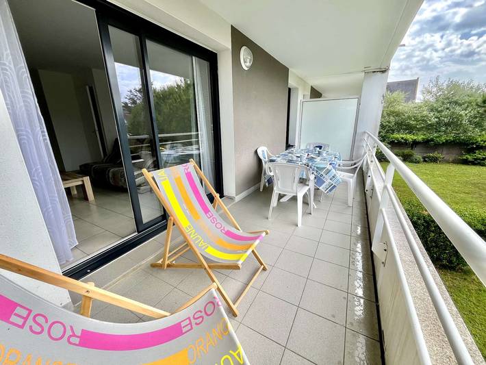 Ganze Wohnung, Étel - 2-Zimmer-Wohnung mit Balkon und Parkplatz, strandnah in Étel, Côte des Mégalithes
