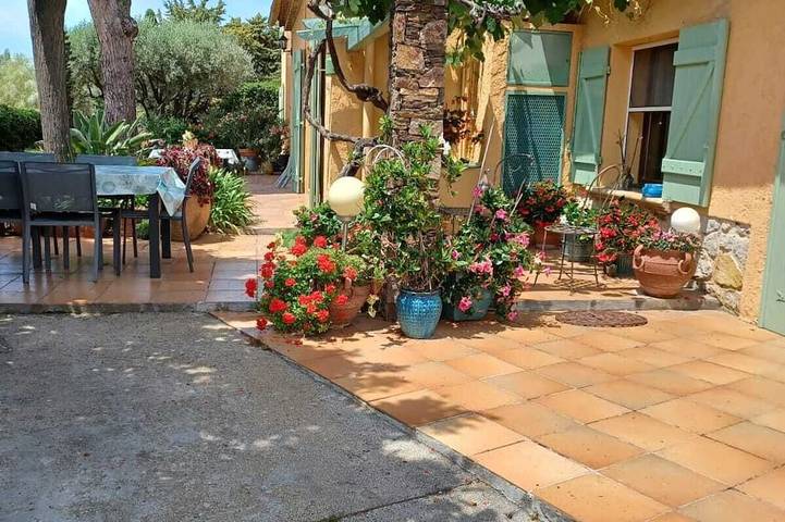 Ferienhaus für 6 Personen, mit Garten und Terrasse - 1