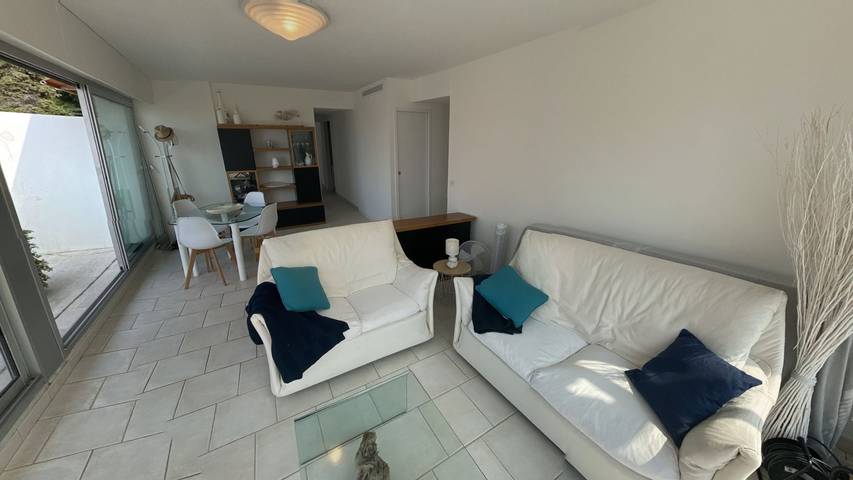 Appartement de vacances pour 5 personnes, avec piscine ainsi que vue sur l’océan et balcon, adapté aux familles dans les Alpes maritimes - 4