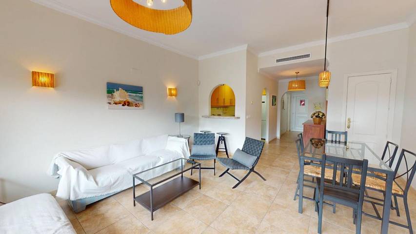Bungalow para 5 personas, con terraza y piscina en Oliva