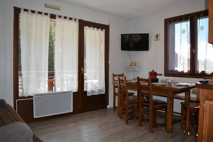 Gîte pour 4 personnes, avec balcon dans Patinoire Le Grand Bornand