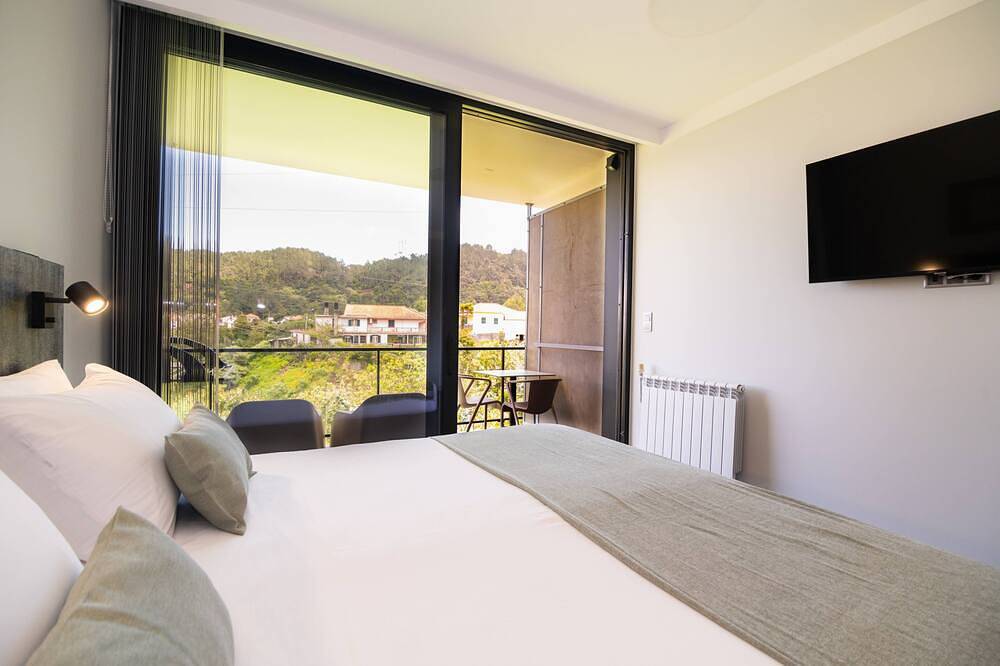 Studio superior w/ kitchenett and balcony in Santana, Madeira