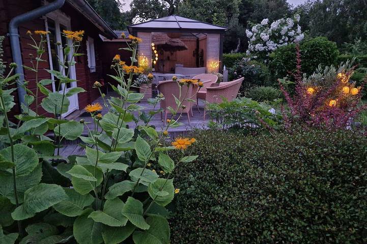 Bungalow für 2 Personen, mit Garten