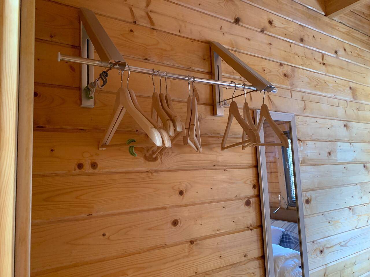 Immaculate Cabin 5 mins to Inverness Dog friendly in Highlands