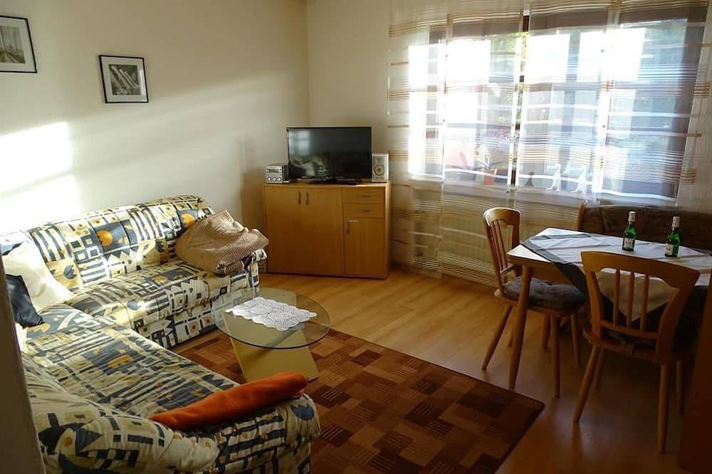 Ganze Wohnung, 2-Bett-Ferienwohnung - Mosel - Ferienwohnungen Weber-Mans in Burg Eltz, Wierschem