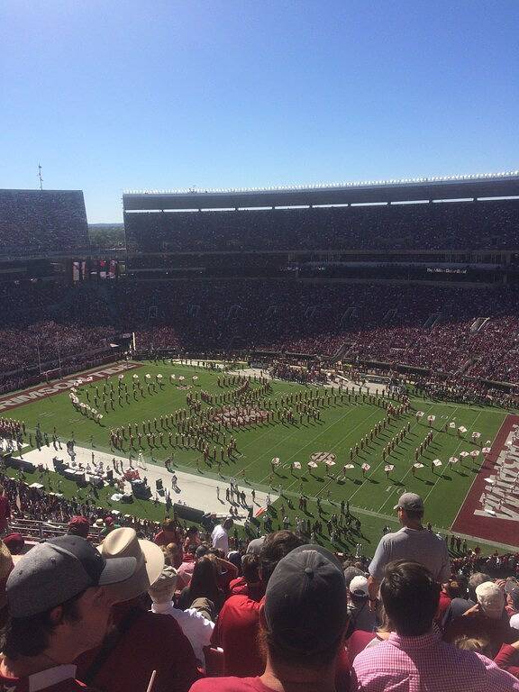 Vacation rental for 10 people, with yard and pool in Tuscaloosa