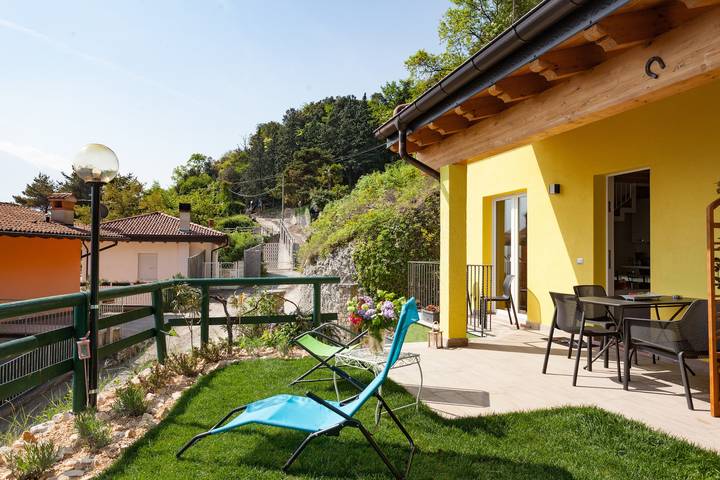 Ferienwohnung für 4 Personen, mit Balkon und Seeblick in Tremosine - 2