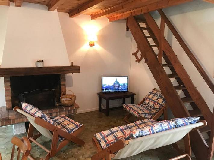 Appartement de vacances pour 4 personnes, avec terrasse ainsi que piscine et jardin, animaux acceptés en Charente - 2