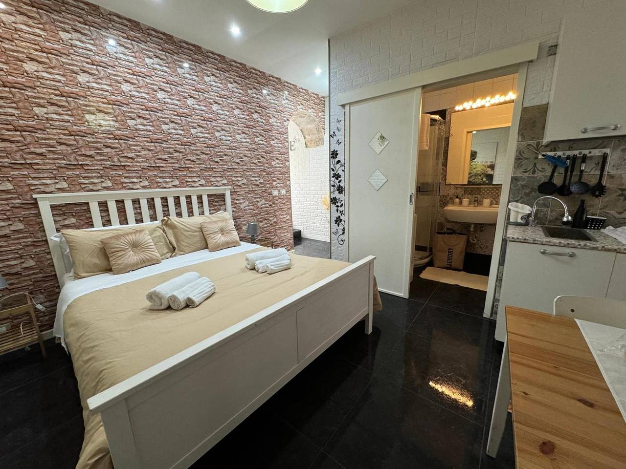 Ganze Wohnung, Appartement 'André' mit Wlan und Klimaanlage in Syrakus, Syrakus Provinz