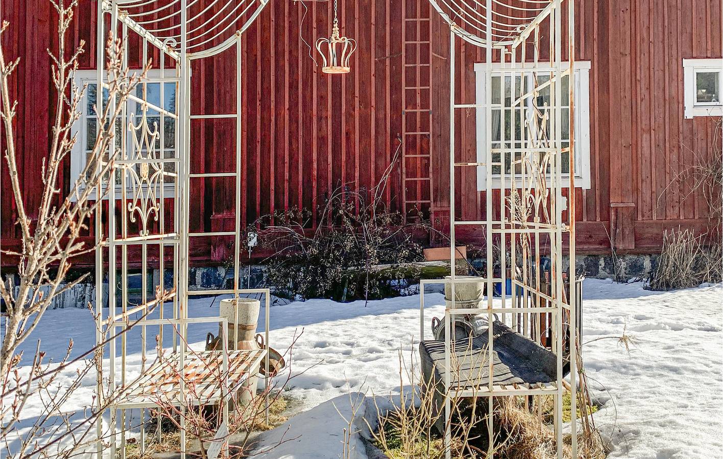 Ganze Ferienwohnung, Ferienwohnung für 5 Personen mit Garten in Västmanland