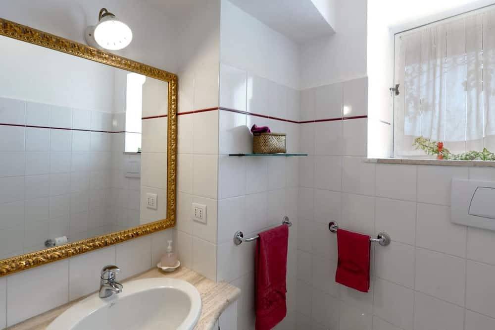 Apartamento entero, Apartamento de lujo en Positano con impresionantes vistas al mar, terraza privada, estacionamiento en req in Positano, Costa Amalfitana