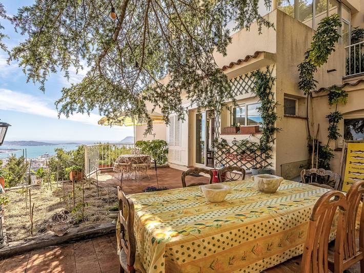 Ferienhaus für 6 Personen, mit Terrasse und Garten, mit Haustier in Toulon - 4