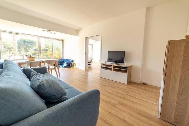 Gîte pour 6 personnes, avec vue ainsi que piscine et bassin pour enfant dans Plage des Engraviers - 4