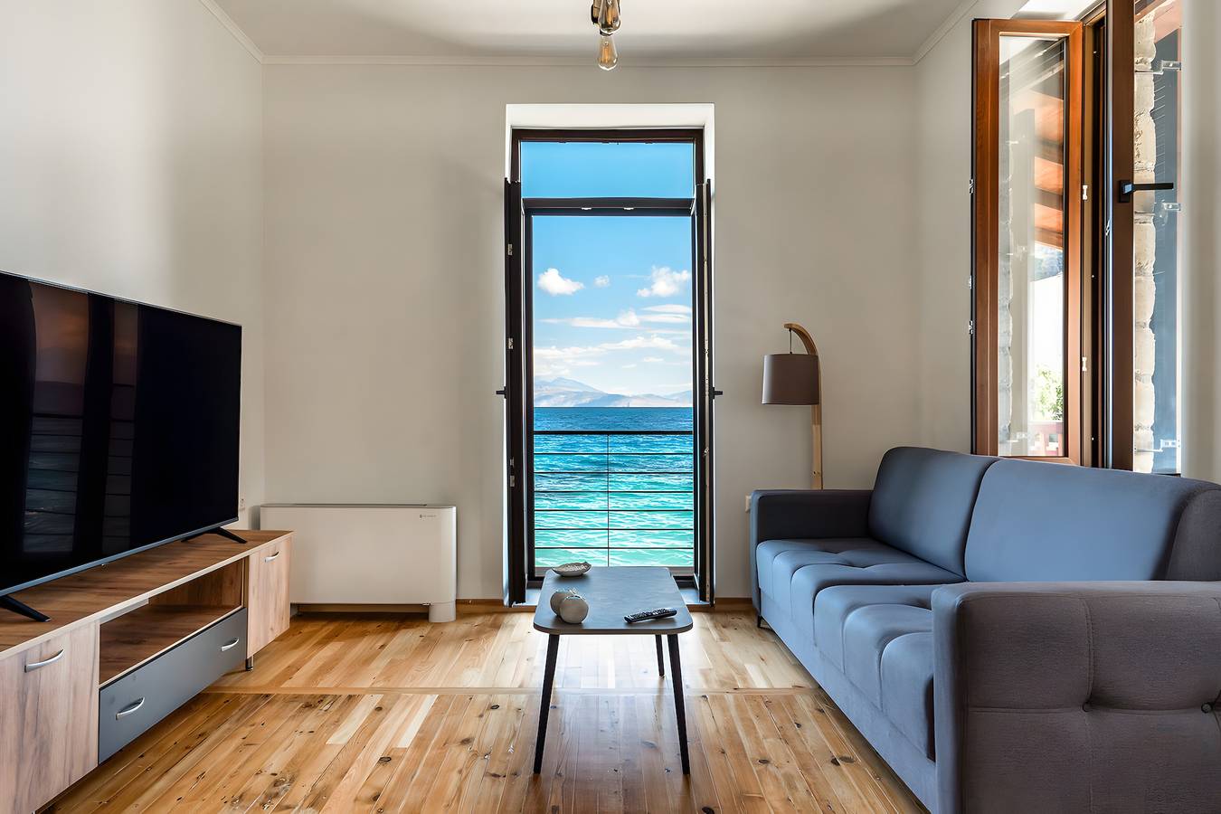 Villa 'Muralis Mare' with Sea View, Wi-Fi and Air Conditioning