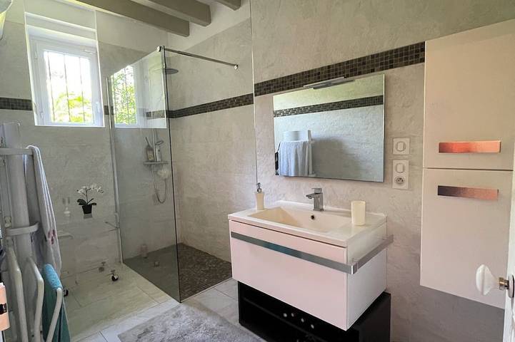 Gîte pour 6 personnes, avec jardin à Seur - 3