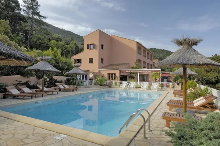 Hotel per 2 persone, con terrazza e piscina nonché giardino - 1