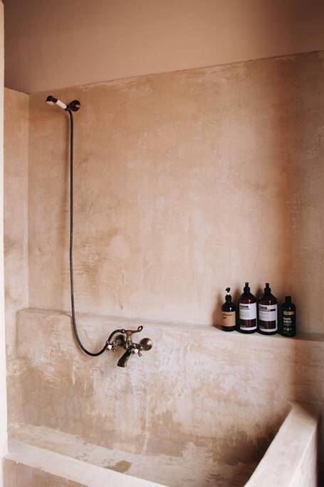 Casa rural para 8 personas, con balcón y piscina, Se admiten mascotas en La Tallada - 2