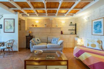 Villa With Pool for 9 People in Ognina, Syracuse Province, Photo 3