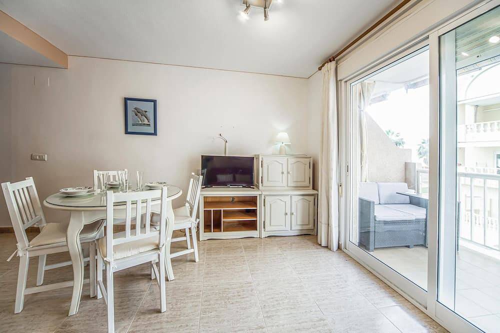 Apartamento entero, Acogedor apartamento de 1 dormitorio en. in Miramar, Costa de Valencia