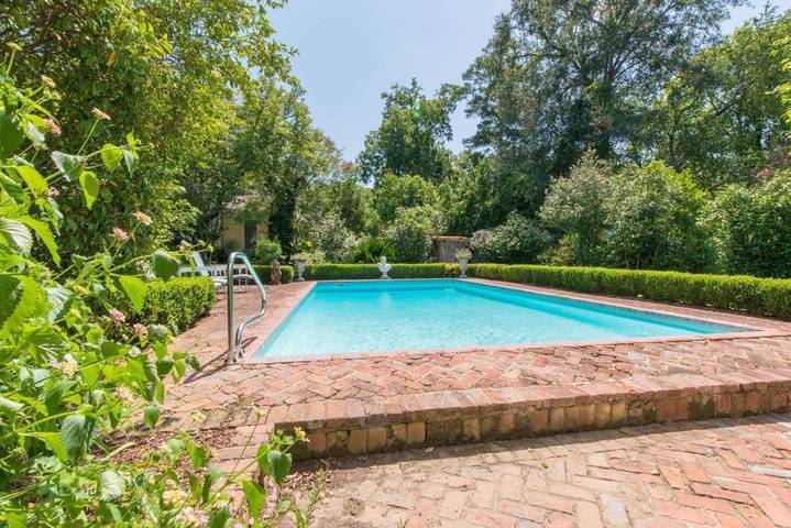 Chambre d’hôte pour 3 personnes, avec piscine ainsi que jardin et vue à Natchez