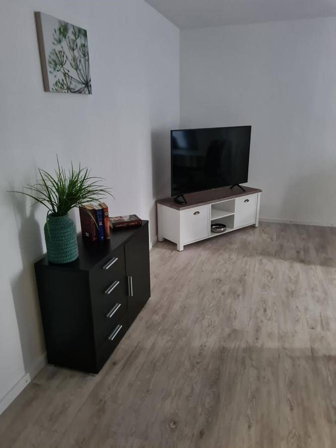Ganze Wohnung, One-Bedroom Apartment in Canow, Wustrow (Mecklenburgische Seenplatte)