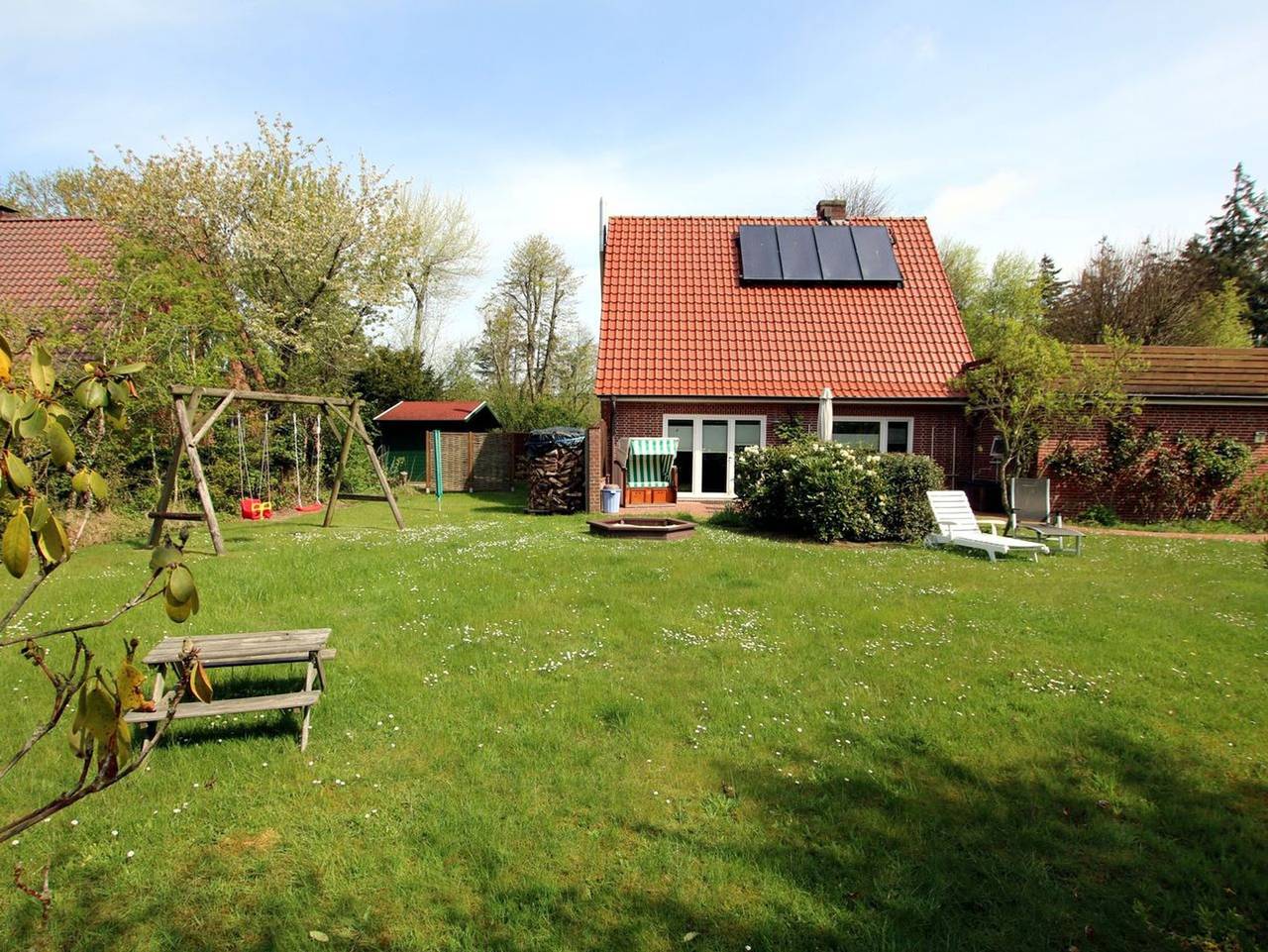 Am Golfplatz 4 - Freistehendes Ferienhaus auf ca. 144 m² mit 5 Zimmern, Garten und Terrasse in Wyk auf Föhr (Stadt), Wyk auf Föhr