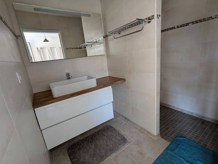 Gîte pour 2 personnes, avec terrasse et vue dans Baignes - 2