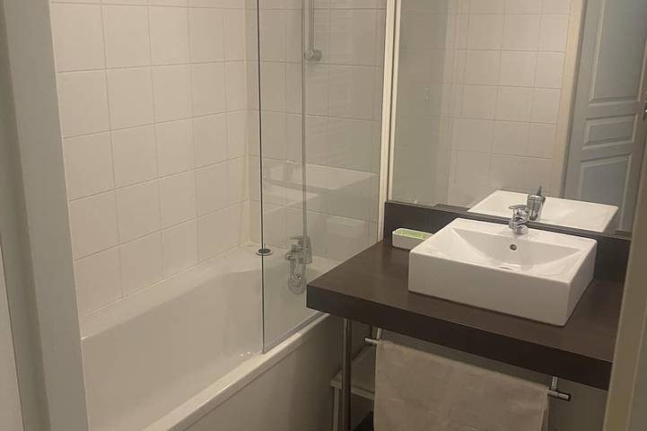 Gîte pour 3 personnes, avec jardin et piscine à Chaveignes - 3
