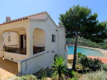 Villa voor 6 Personen in Cala Montgo, L'Escala, Afbeelding 1
