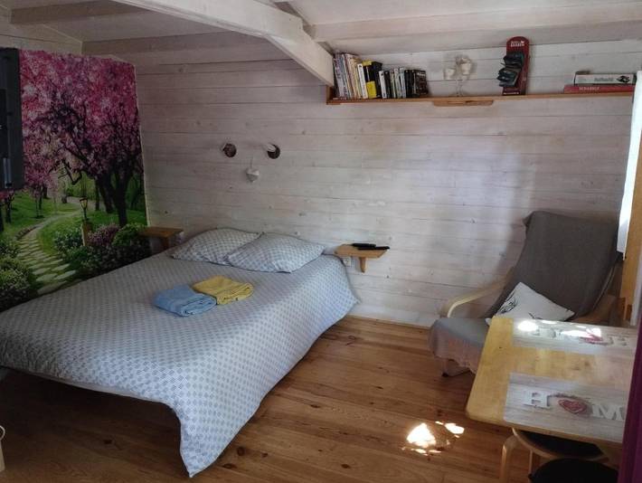 Maison de campagne pour 2 personnes, avec terrasse ainsi que piscine et jardin, animaux acceptés à Régusse - 3