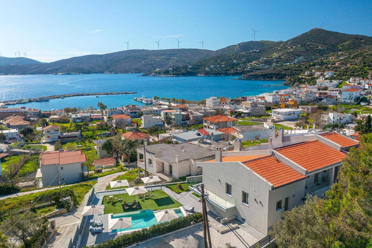 One-Bedroom Apartment with Sea View in Agii Apostoli (Eubée), Eubée
