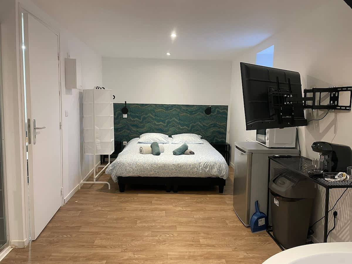 Ganzes Studio, Studio für 2 Personen mit Whirlpool in Tourcoing, Lille und Umgebung